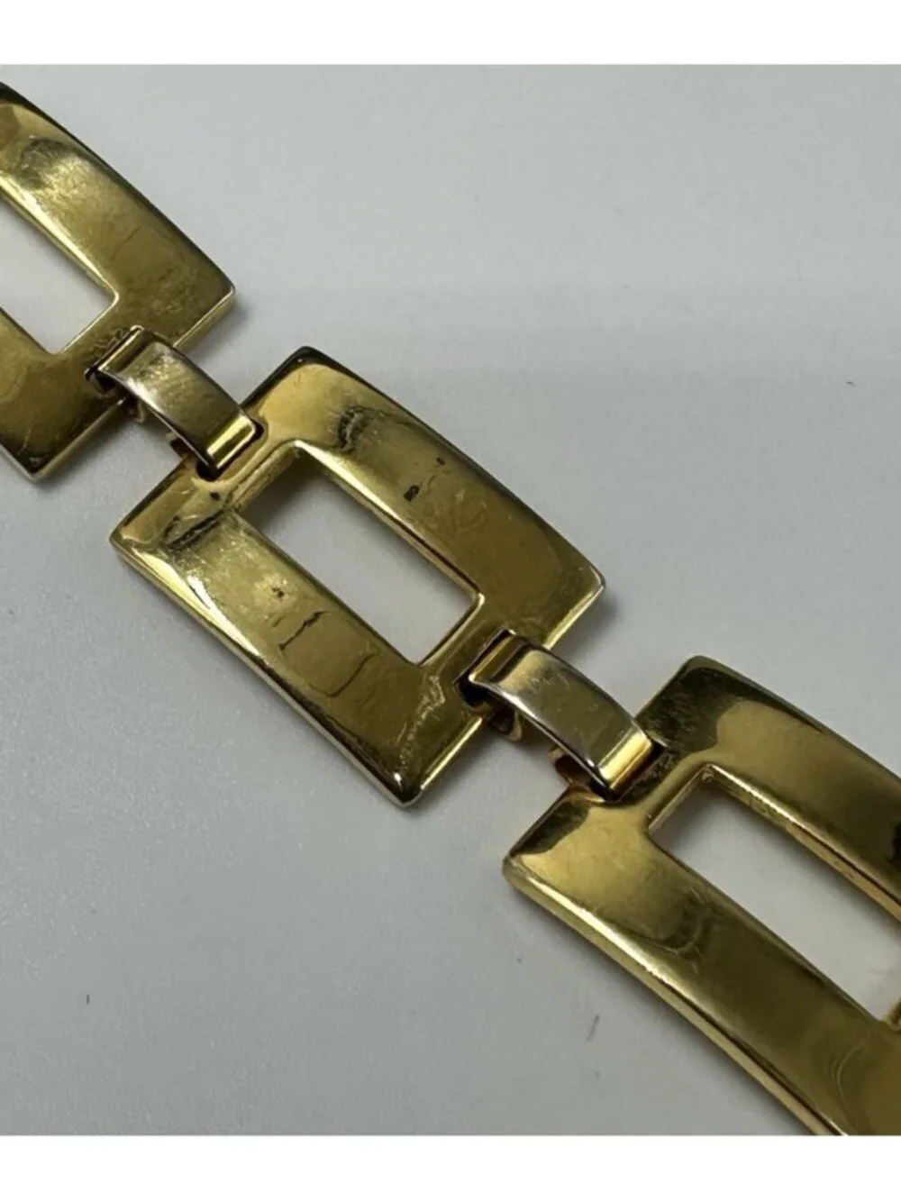 3/$30 Vintage Bracelet Gold Tone Rectangle Links Fold Over Clasp Statement 7.5